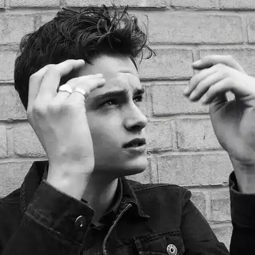 6686体育官网初级作者Freddie