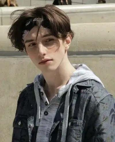 6686体育官网金牌作者Bess