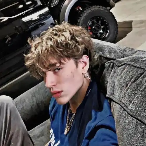 6686体育官网金牌作者Charlotte