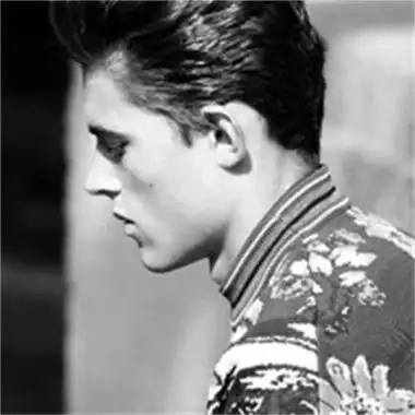 6686体育官网铜牌作者Grayson