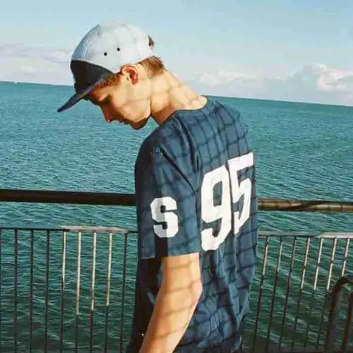 6686体育官网铜牌作者Hazel