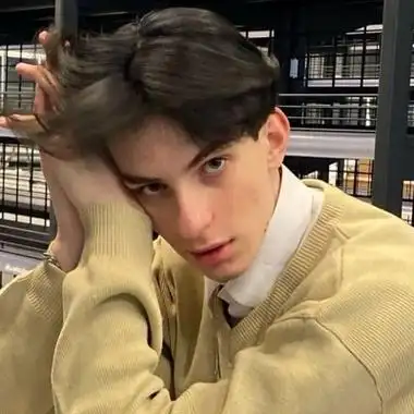 6686体育官网初级作者Sierra