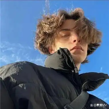 6686体育官网高级作者Lloyd