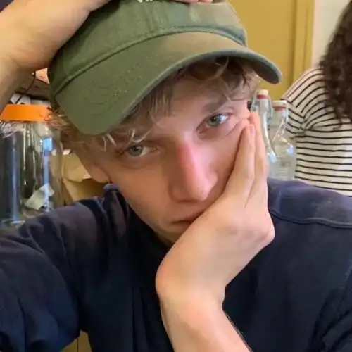 6686体育官网合作伙伴Frank