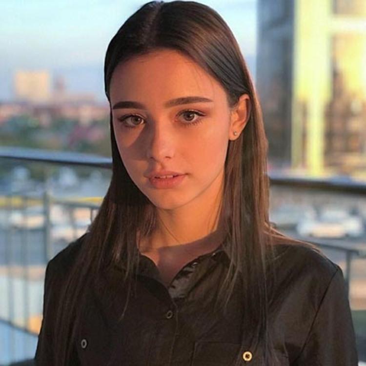 6686体育官网金牌作者Victoria