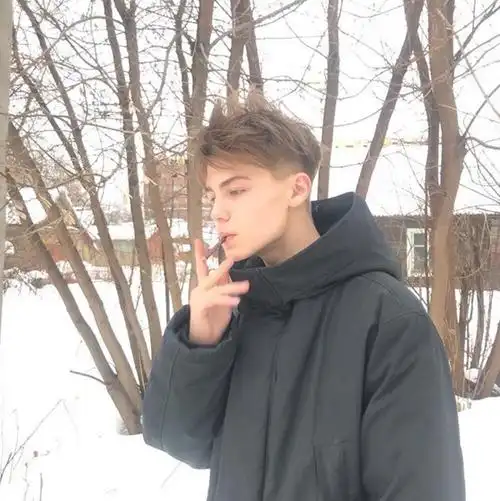 6686体育官网金牌作者Isabelle