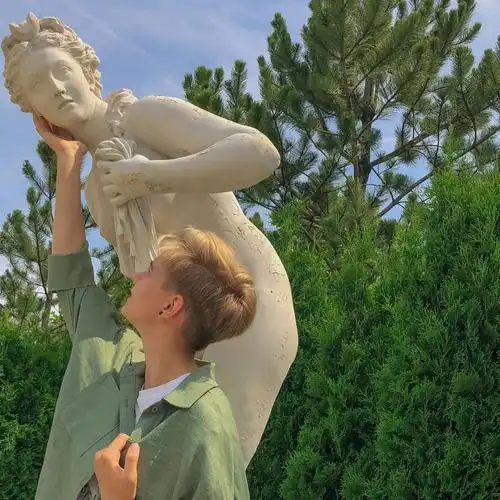 6686体育官网中级作者Octavia