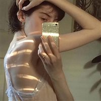 6686体育官网铁牌作者Ivor