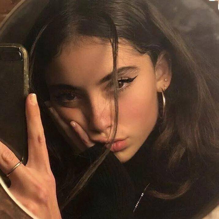 6686体育官网铁牌作者Vicky