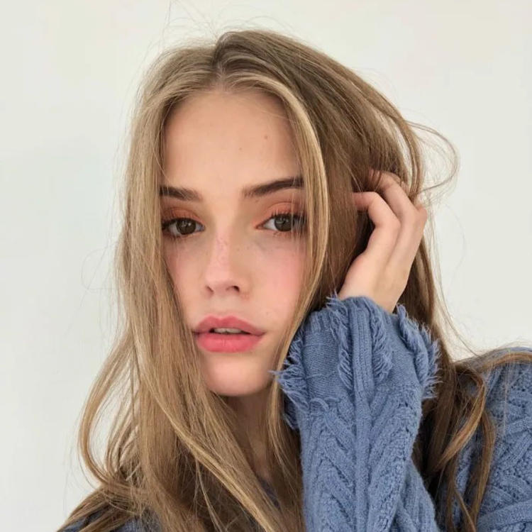 6686体育官网钻石作者Paige