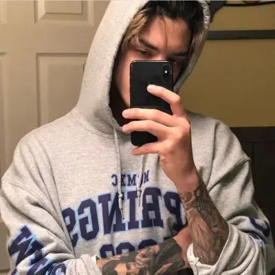 6686体育官网铁牌作者Finley