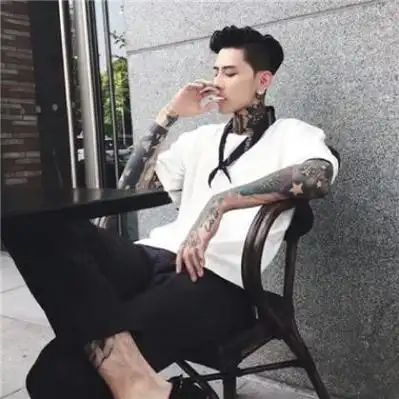 6686体育海外作者Erica